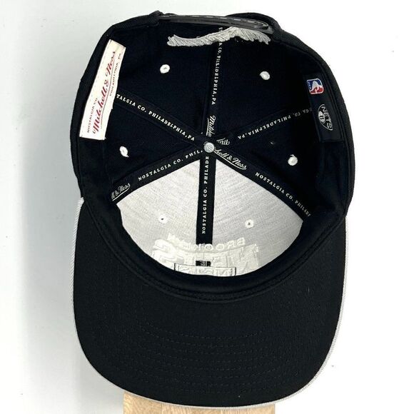 Mitchell And Ness NBA Brooklyn Nets Hat - Picture 8 of 8